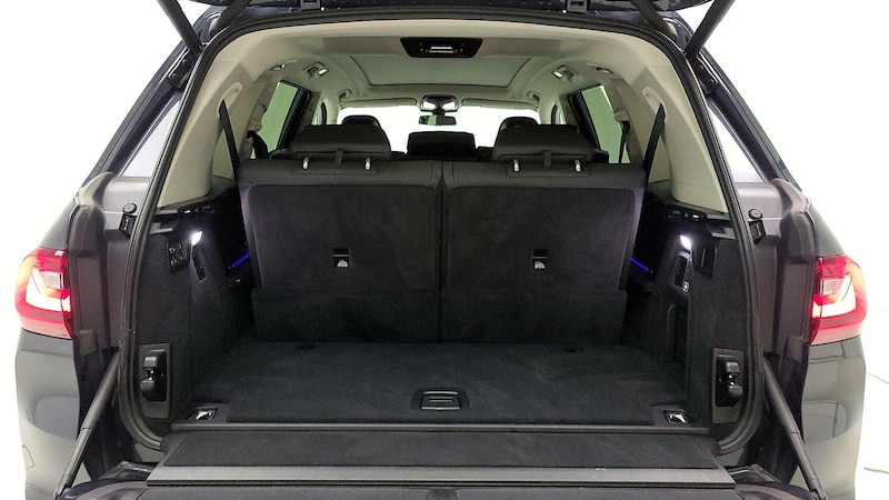 2020 BMW X7 xDrive40i 23