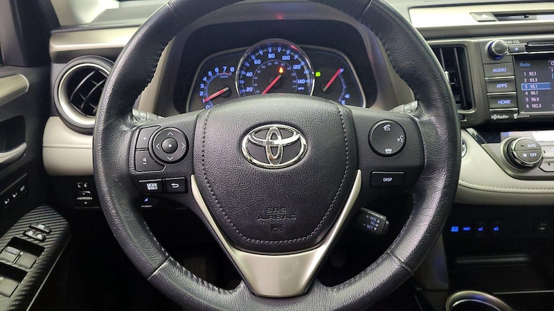 2015 Toyota RAV4 Limited 10