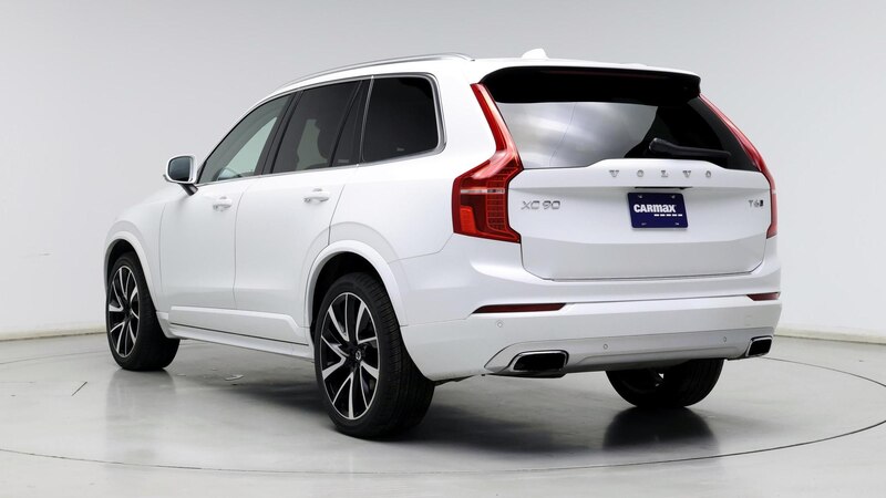 2021 Volvo XC90 T6 Momentum 2