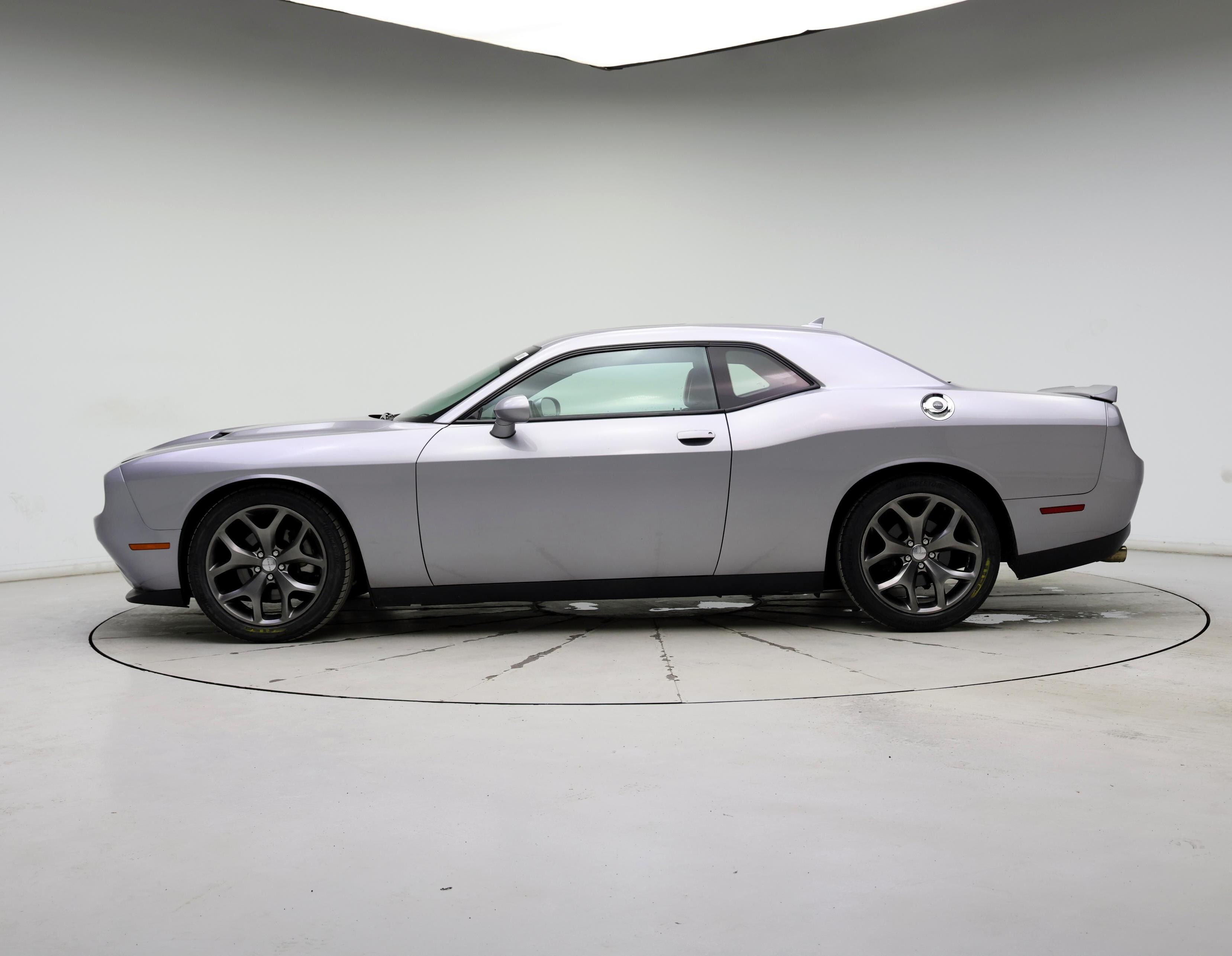 Thumbnail: 2015 Dodge Challenger - 3