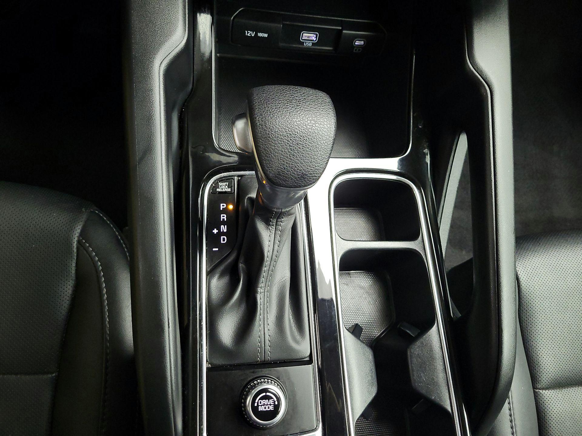 Thumbnail: 2023 Kia Telluride - 18
