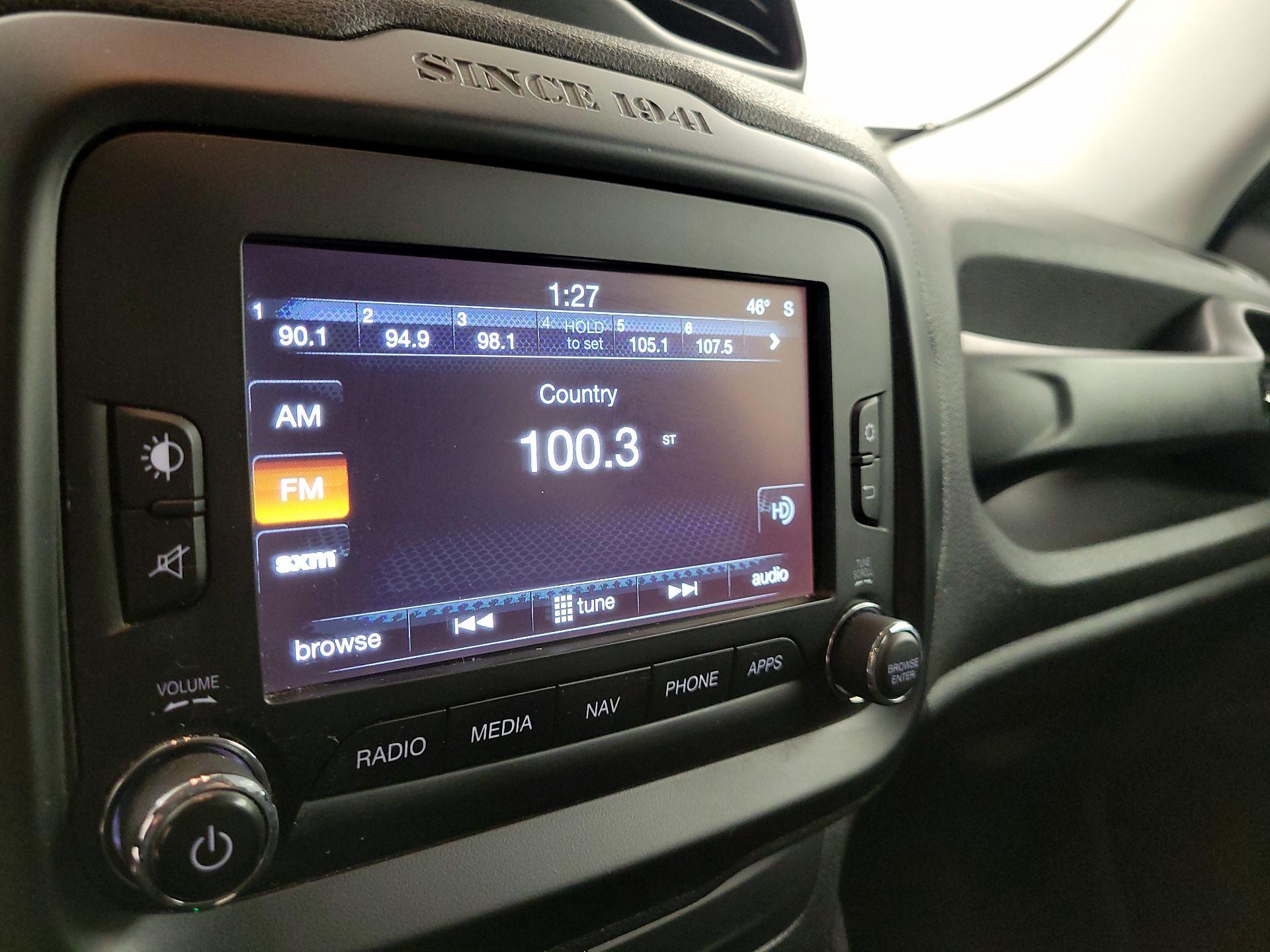 Thumbnail: 2016 Jeep Renegade - 16