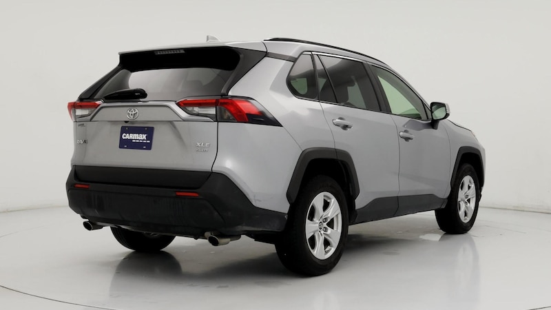 2019 Toyota RAV4 XLE 8