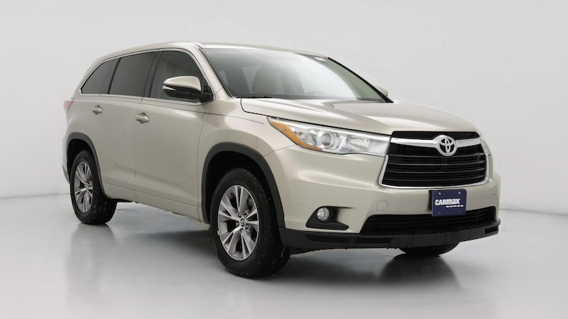 2016 Toyota Highlander Plus Hero Image