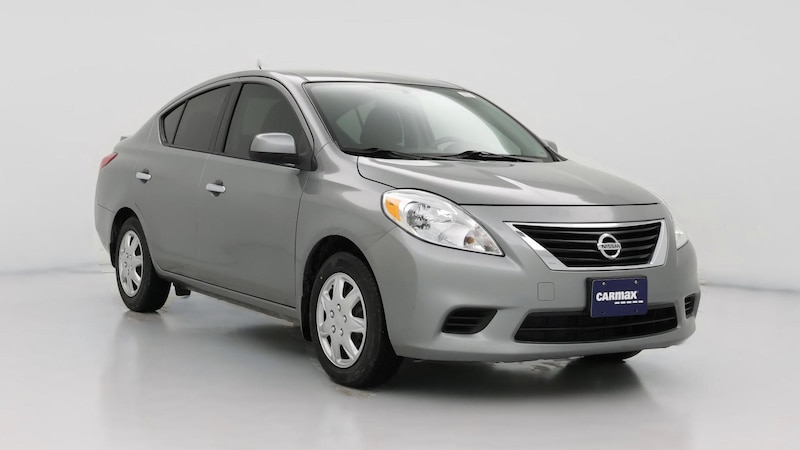 2014 Nissan Versa SV Hero Image