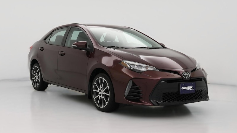 2017 Toyota Corolla SE Hero Image