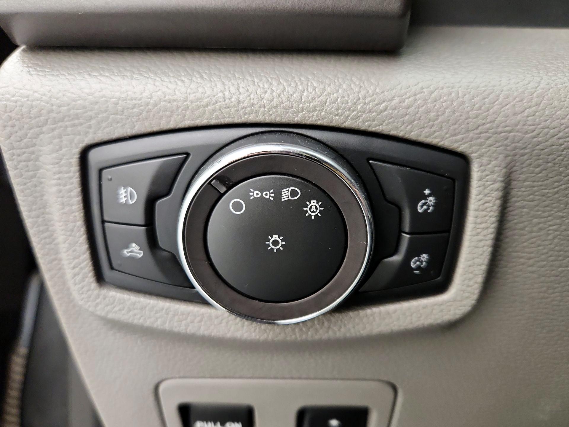 Thumbnail: 2018 Ford F-150 - 13