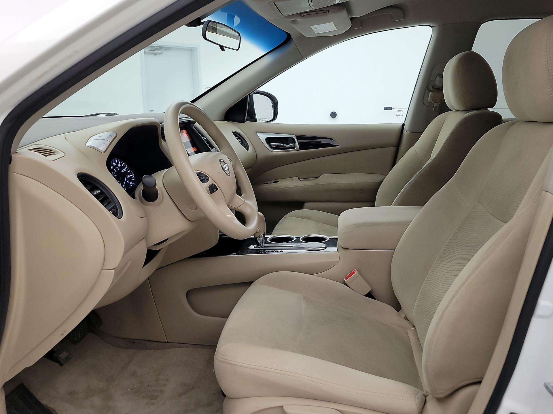 Thumbnail: 2014 Nissan Pathfinder - 11