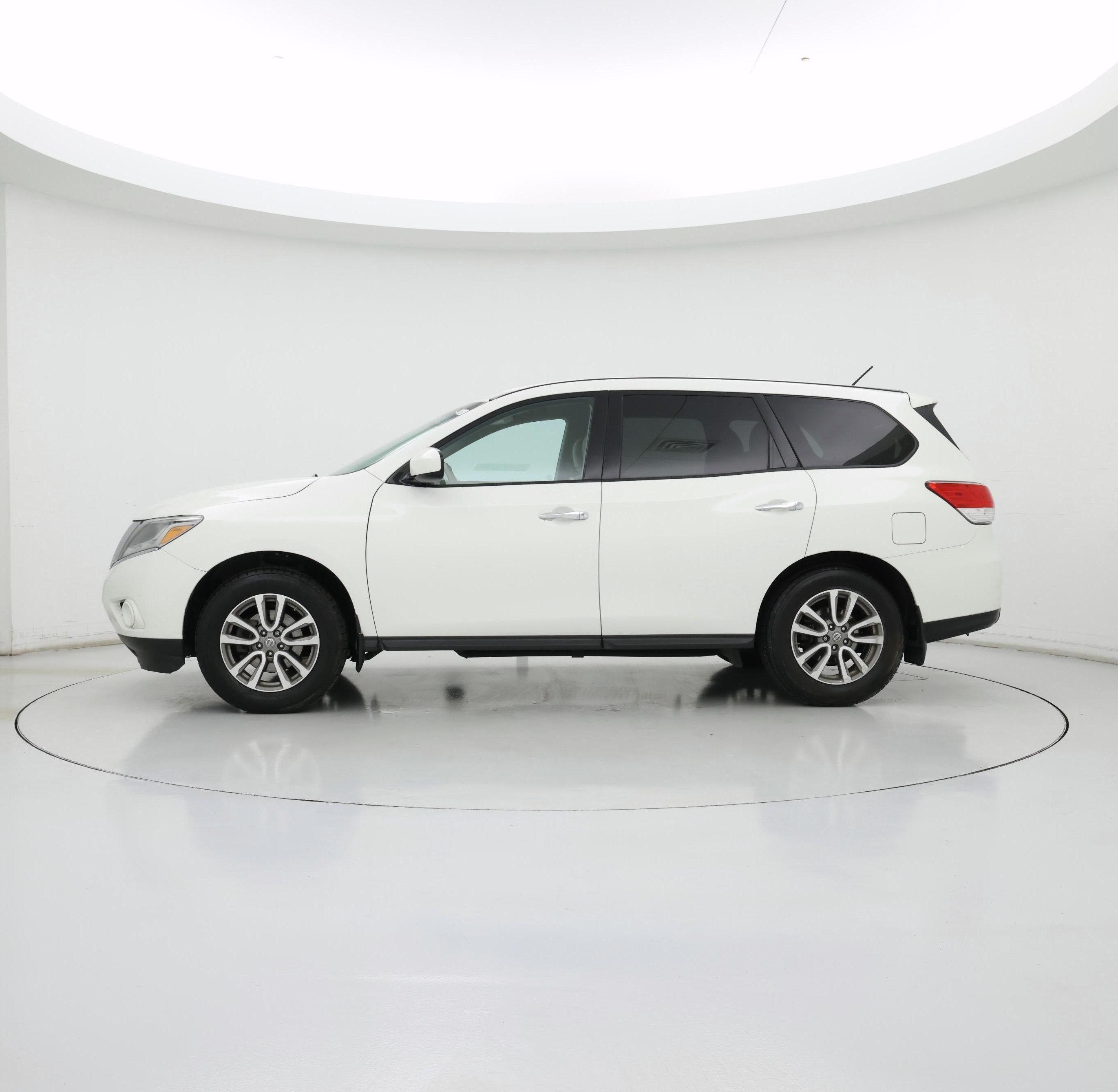 Thumbnail: 2014 Nissan Pathfinder - 3