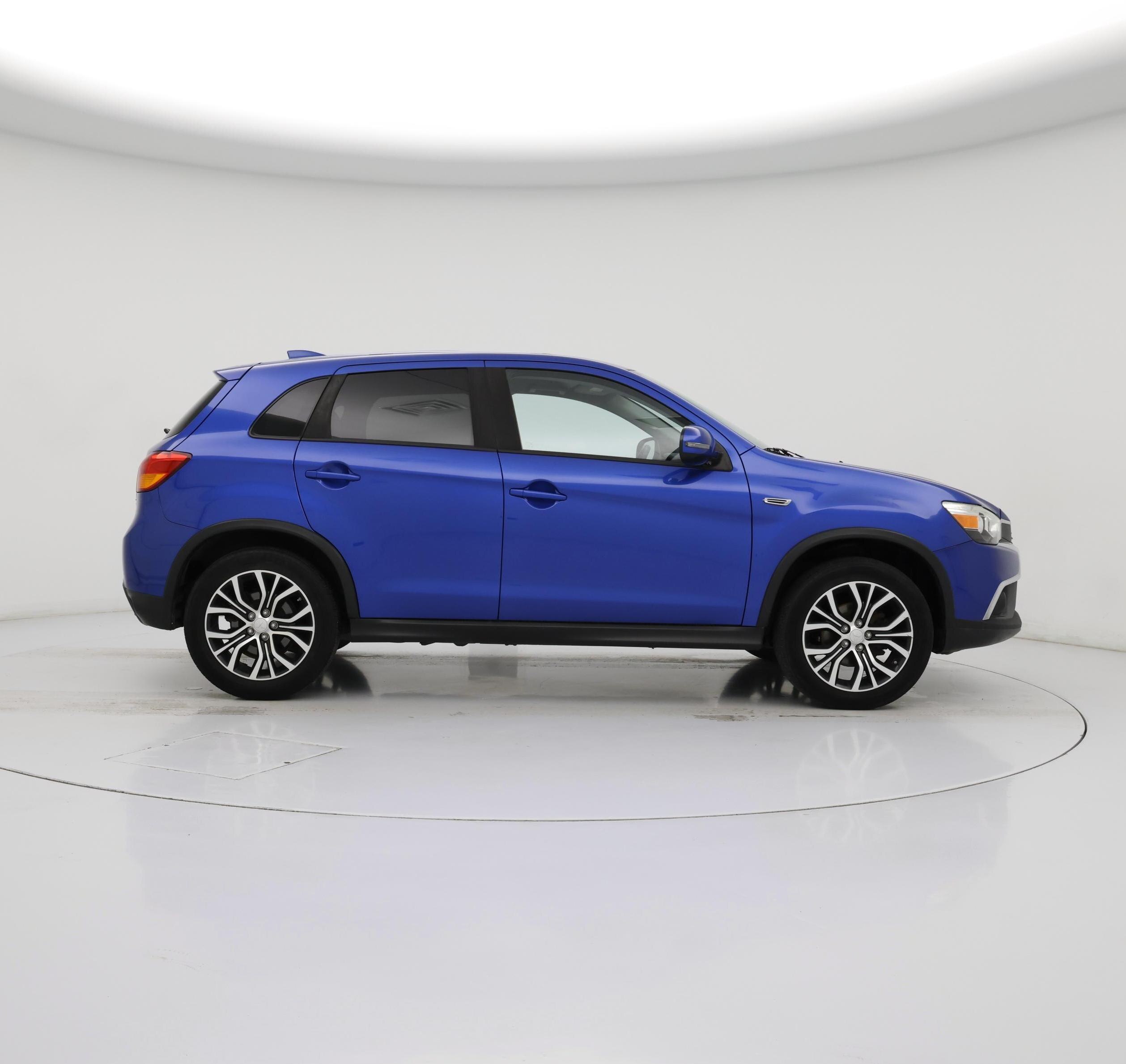 Thumbnail: 2017 Mitsubishi Outlander Sport - 7