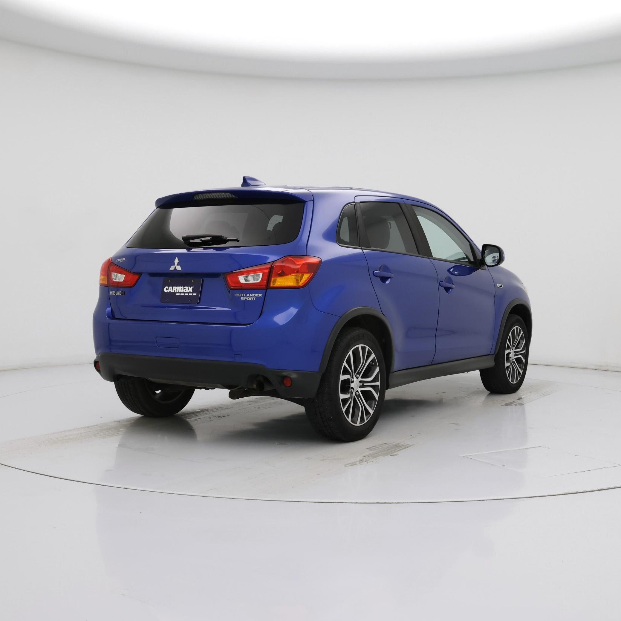 Thumbnail: 2017 Mitsubishi Outlander Sport - 8