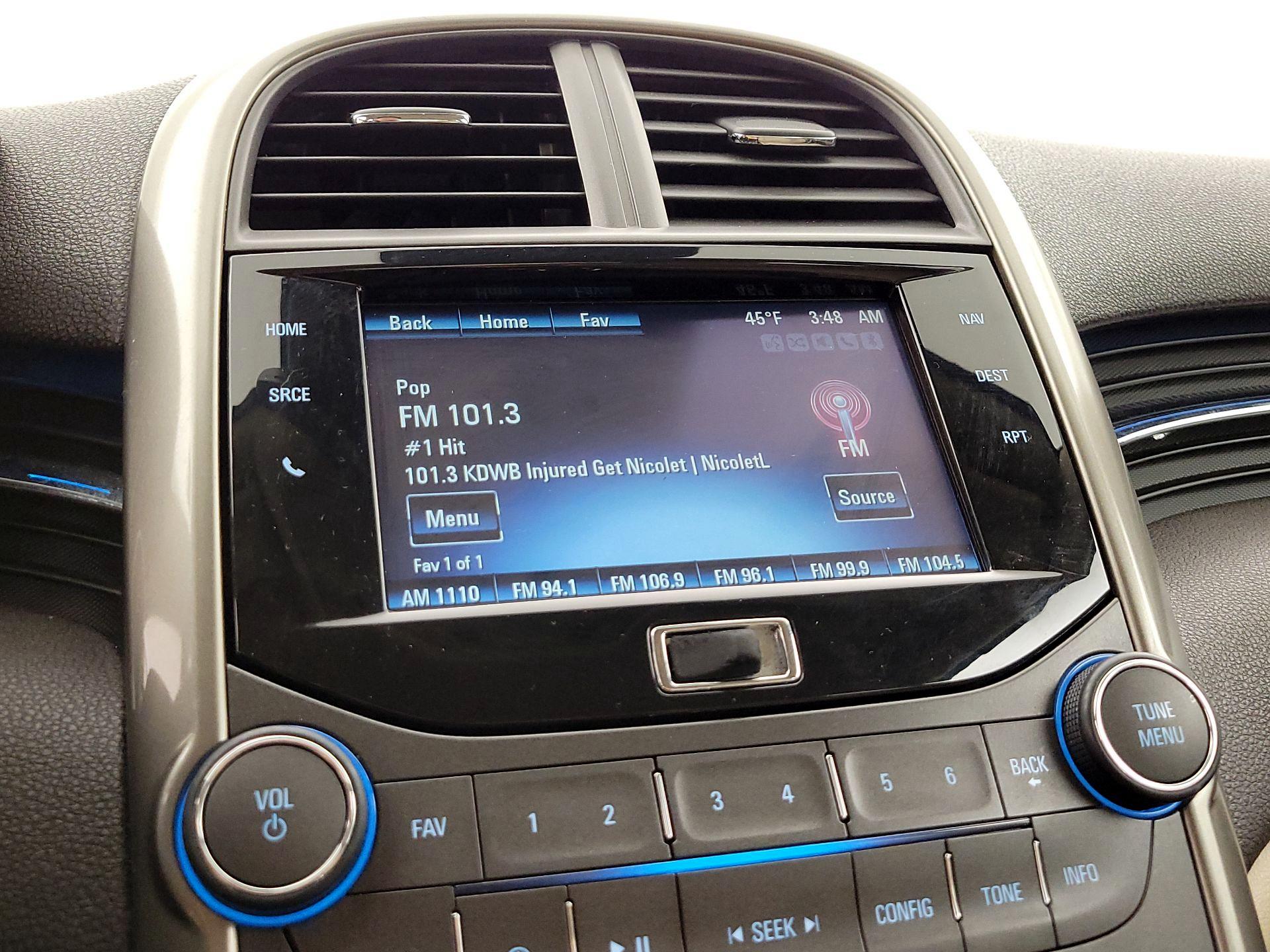 Thumbnail: 2013 Chevrolet Malibu - 16