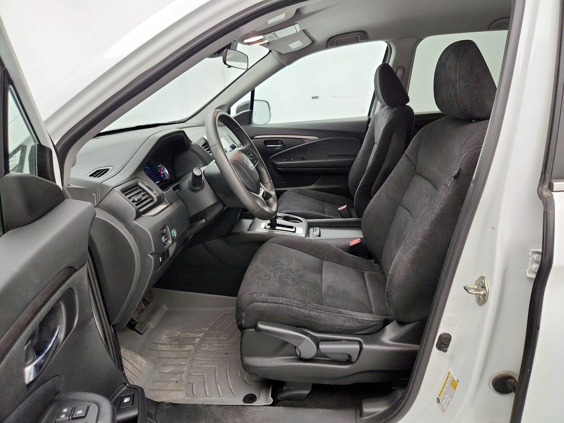 Thumbnail: 2020 Honda Pilot - 11