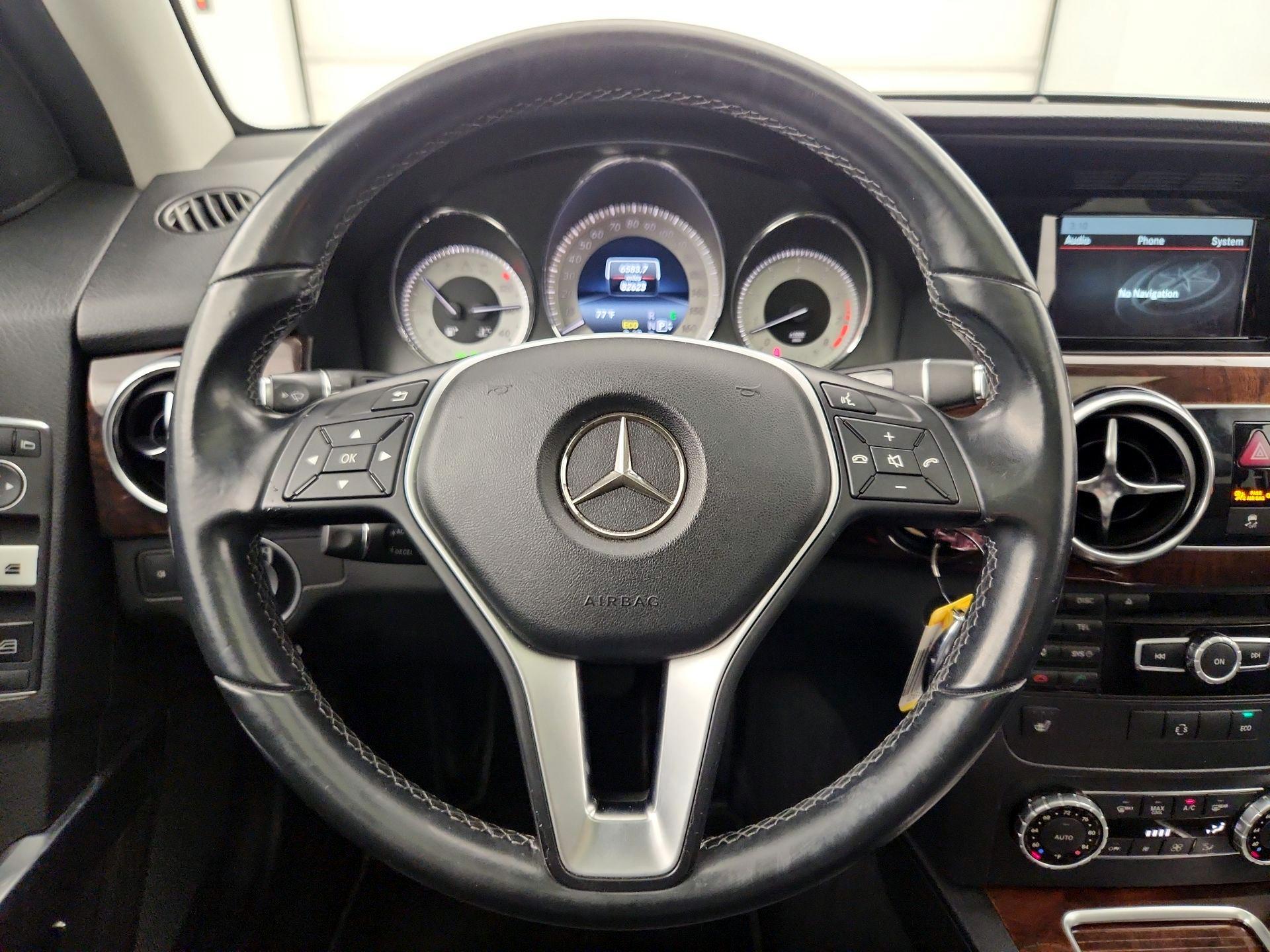Thumbnail: 2014 Mercedes-Benz GLK - 10