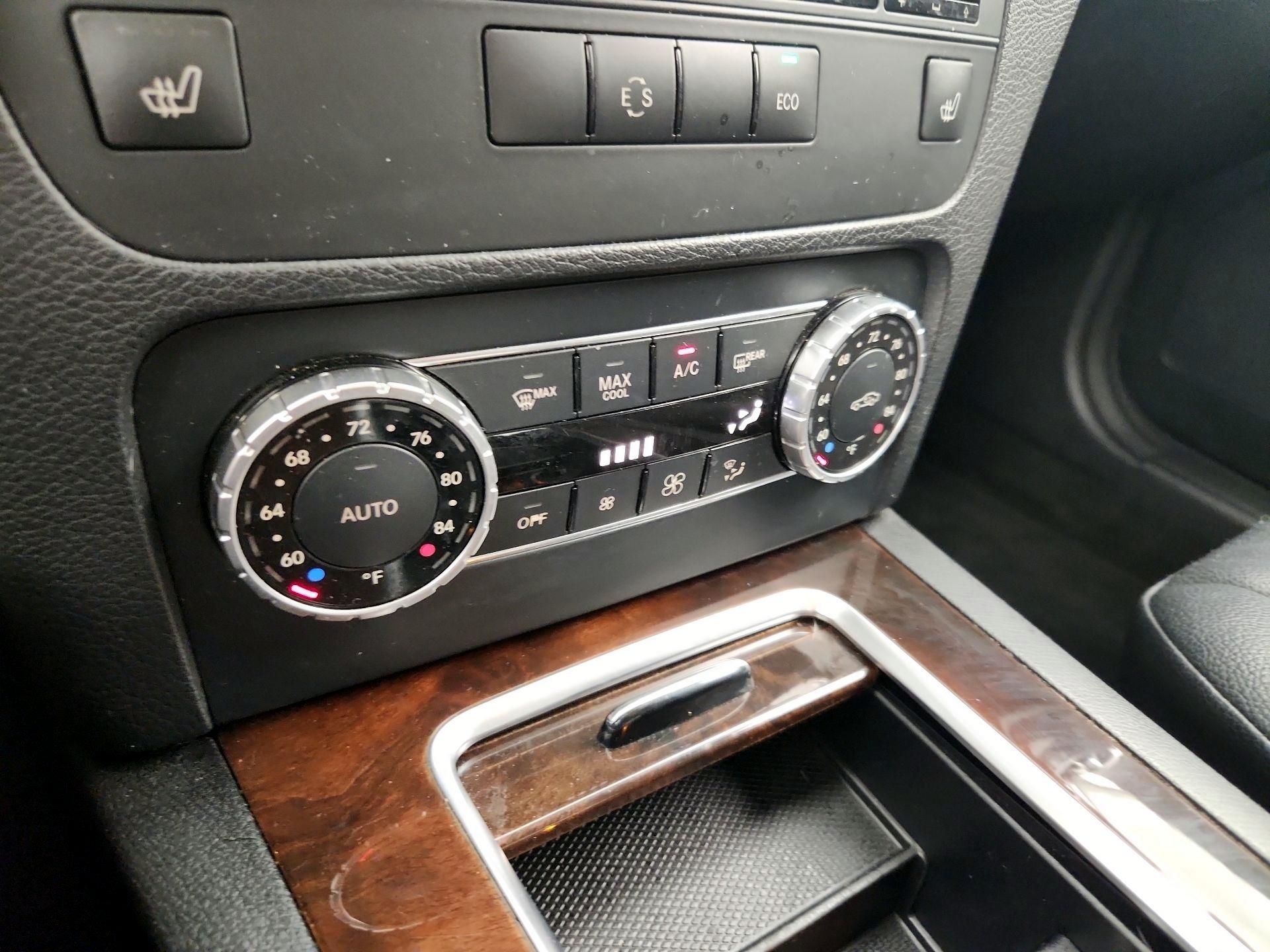Thumbnail: 2014 Mercedes-Benz GLK - 15