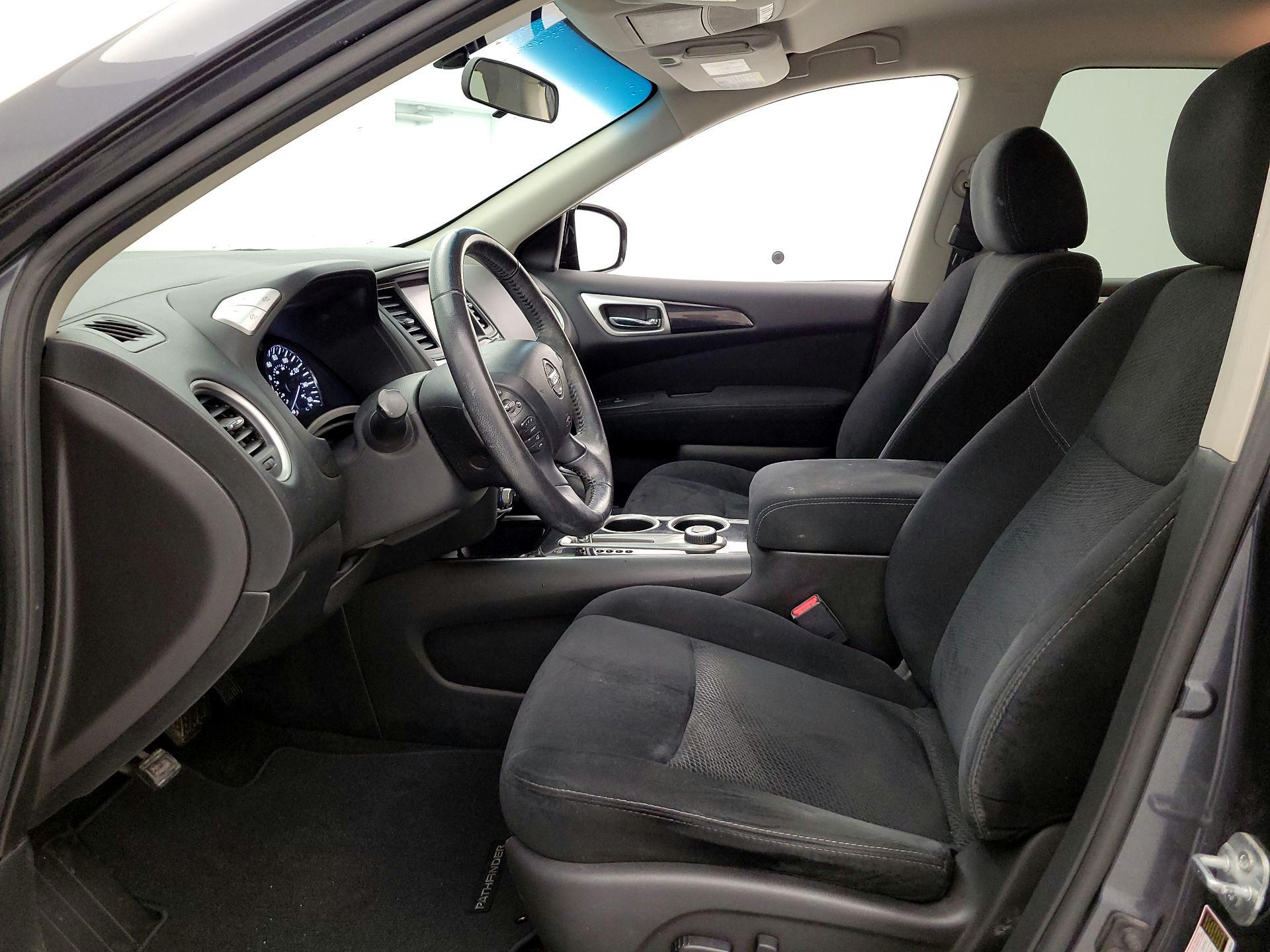 Thumbnail: 2014 Nissan Pathfinder - 11