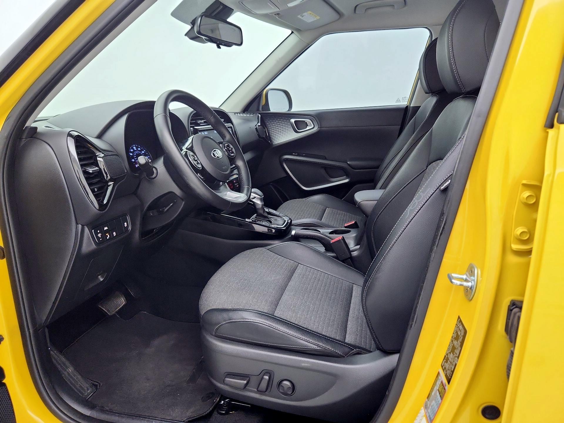 Thumbnail: 2020 Kia Soul - 11