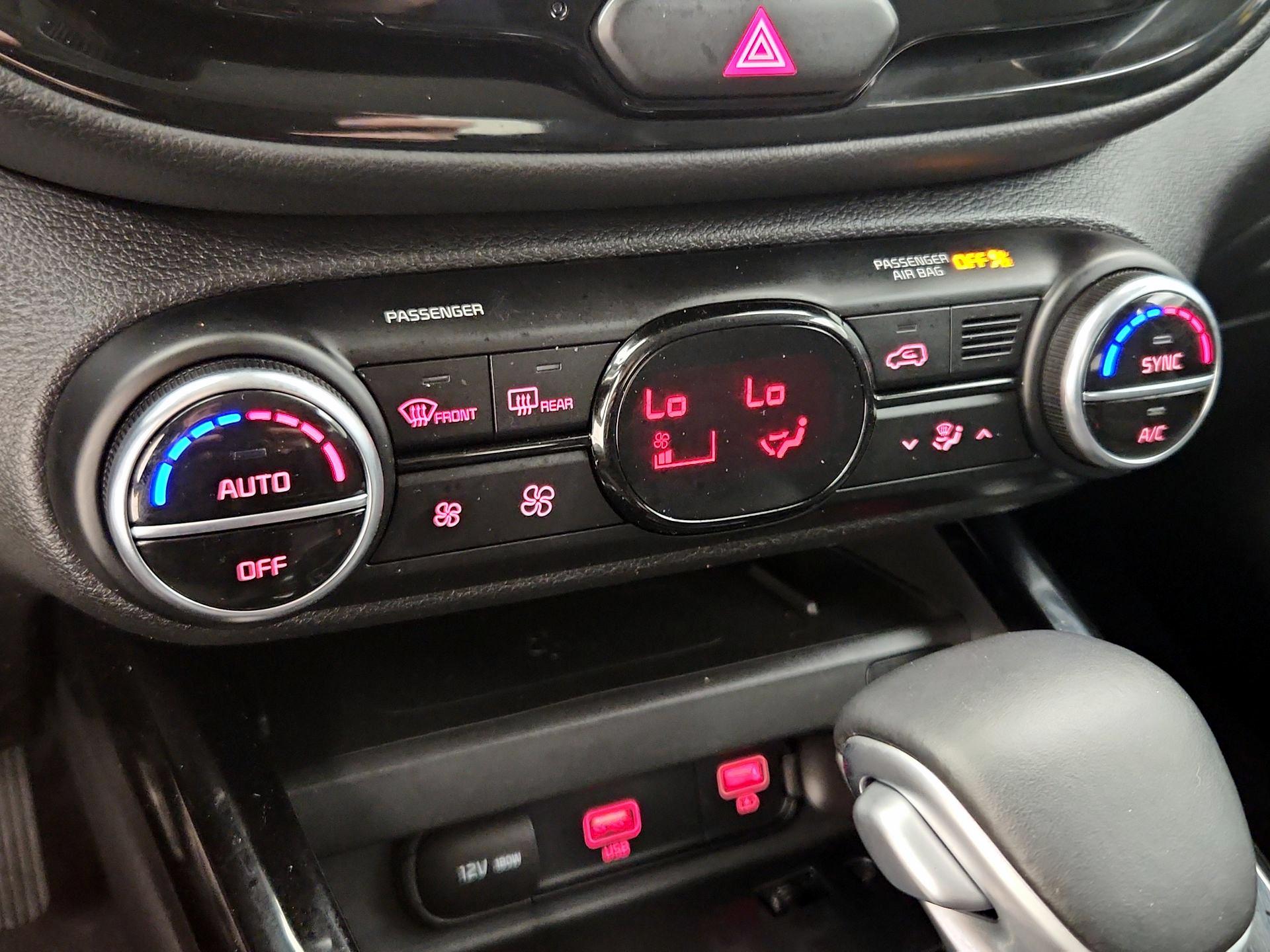 Thumbnail: 2020 Kia Soul - 17