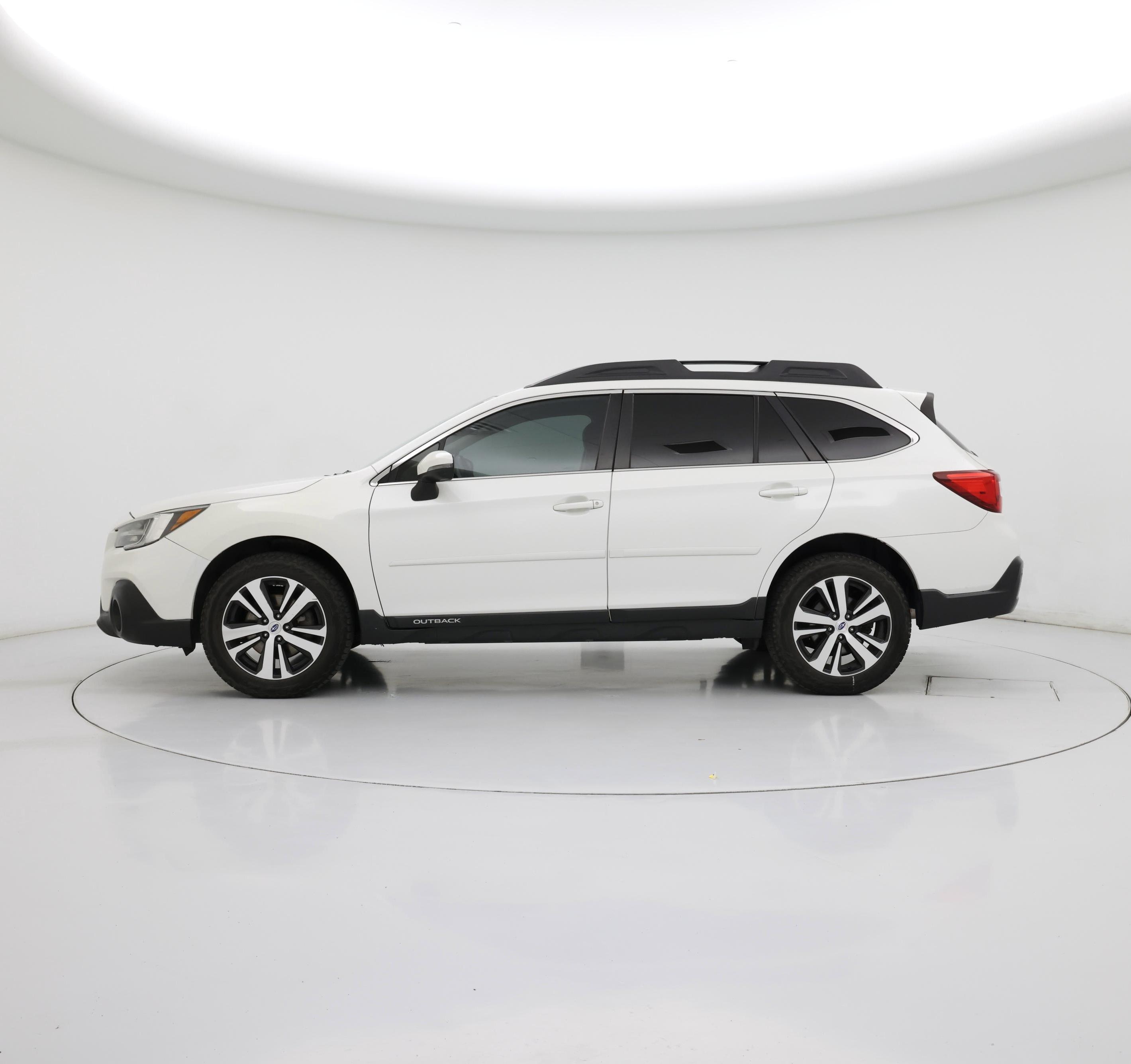 Thumbnail: 2019 Subaru Outback - 3