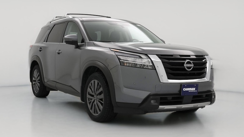 2022 Nissan Pathfinder SL Hero Image