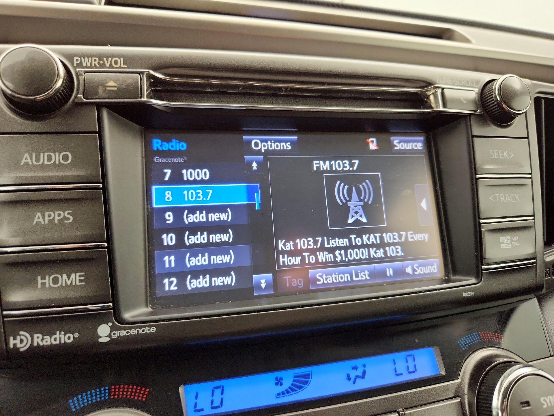 Thumbnail: 2015 Toyota RAV4 - 16