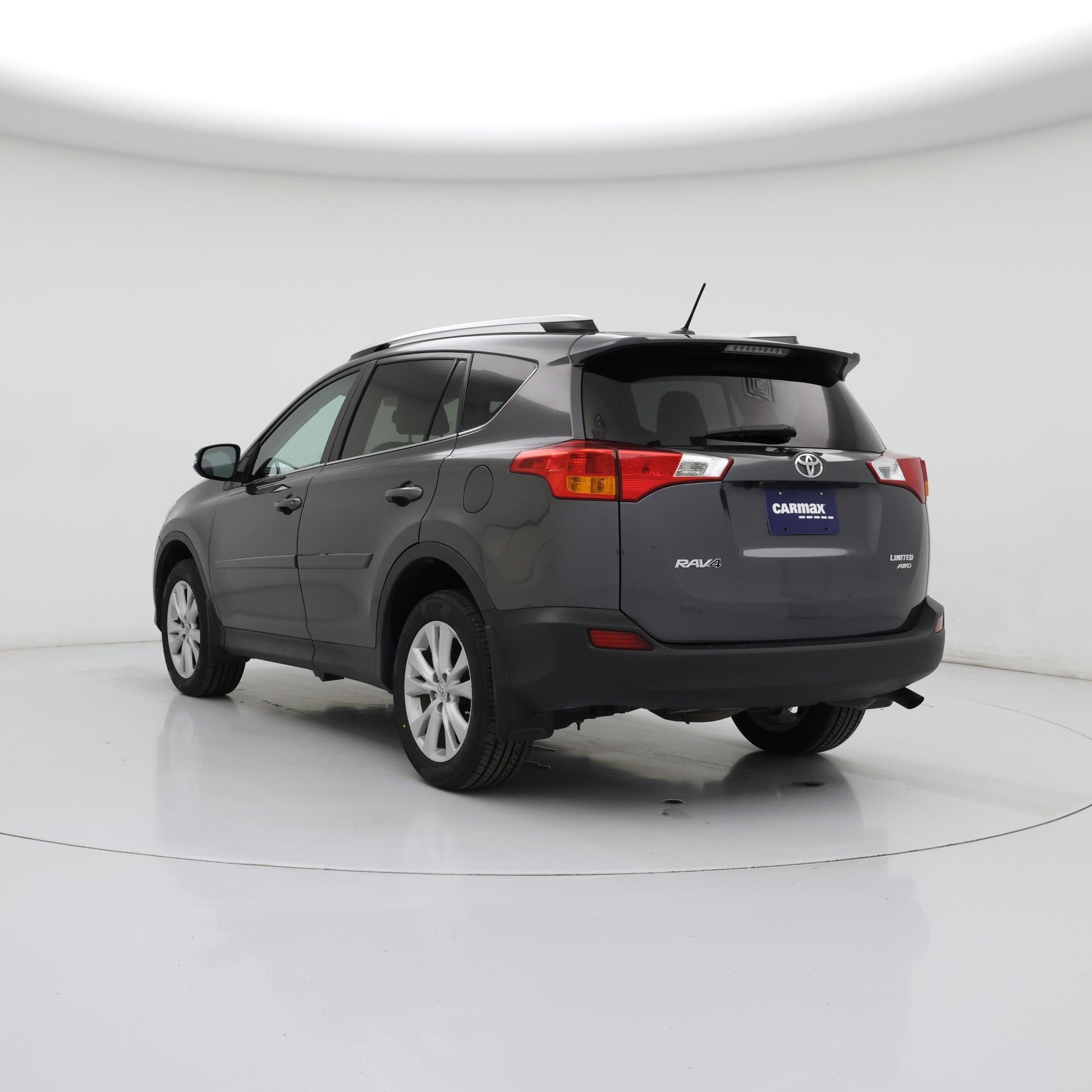Thumbnail: 2015 Toyota RAV4 - 2