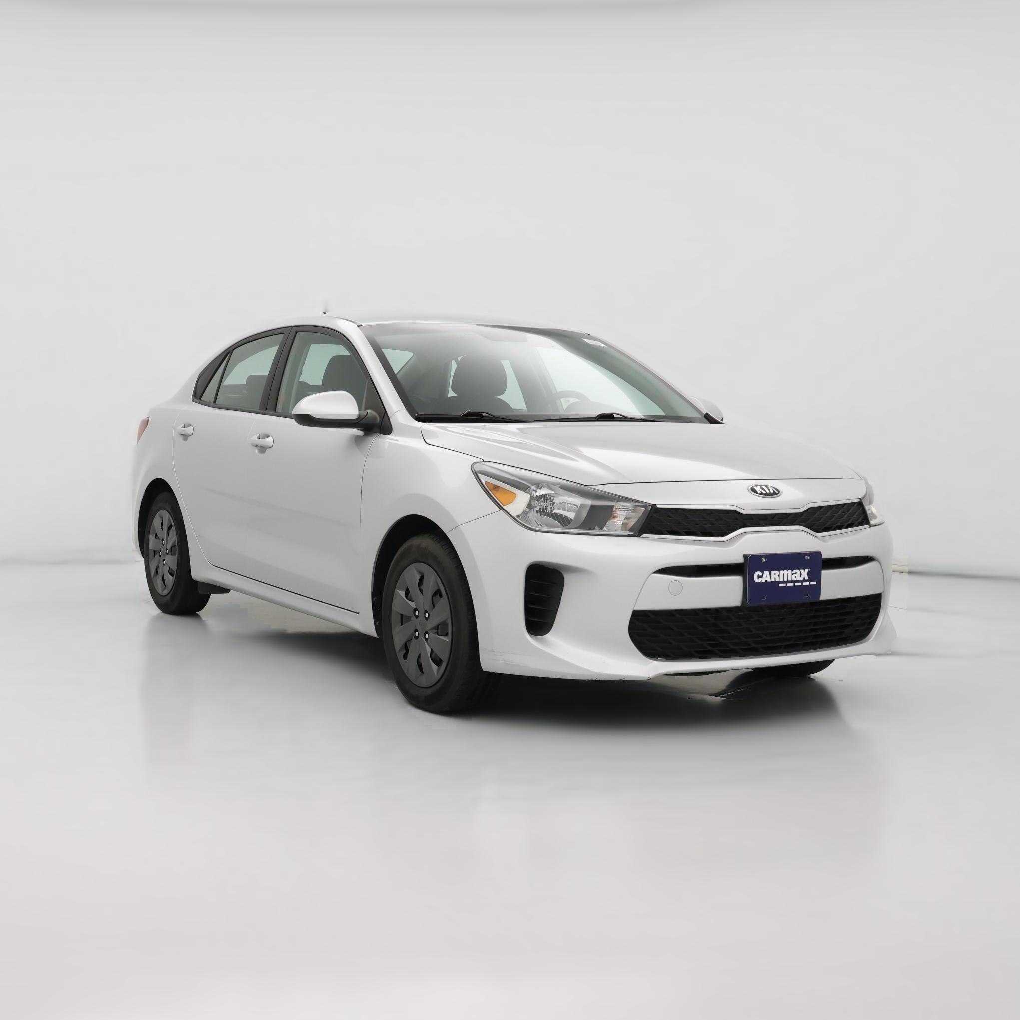 Thumbnail: 2019 Kia Rio - 1