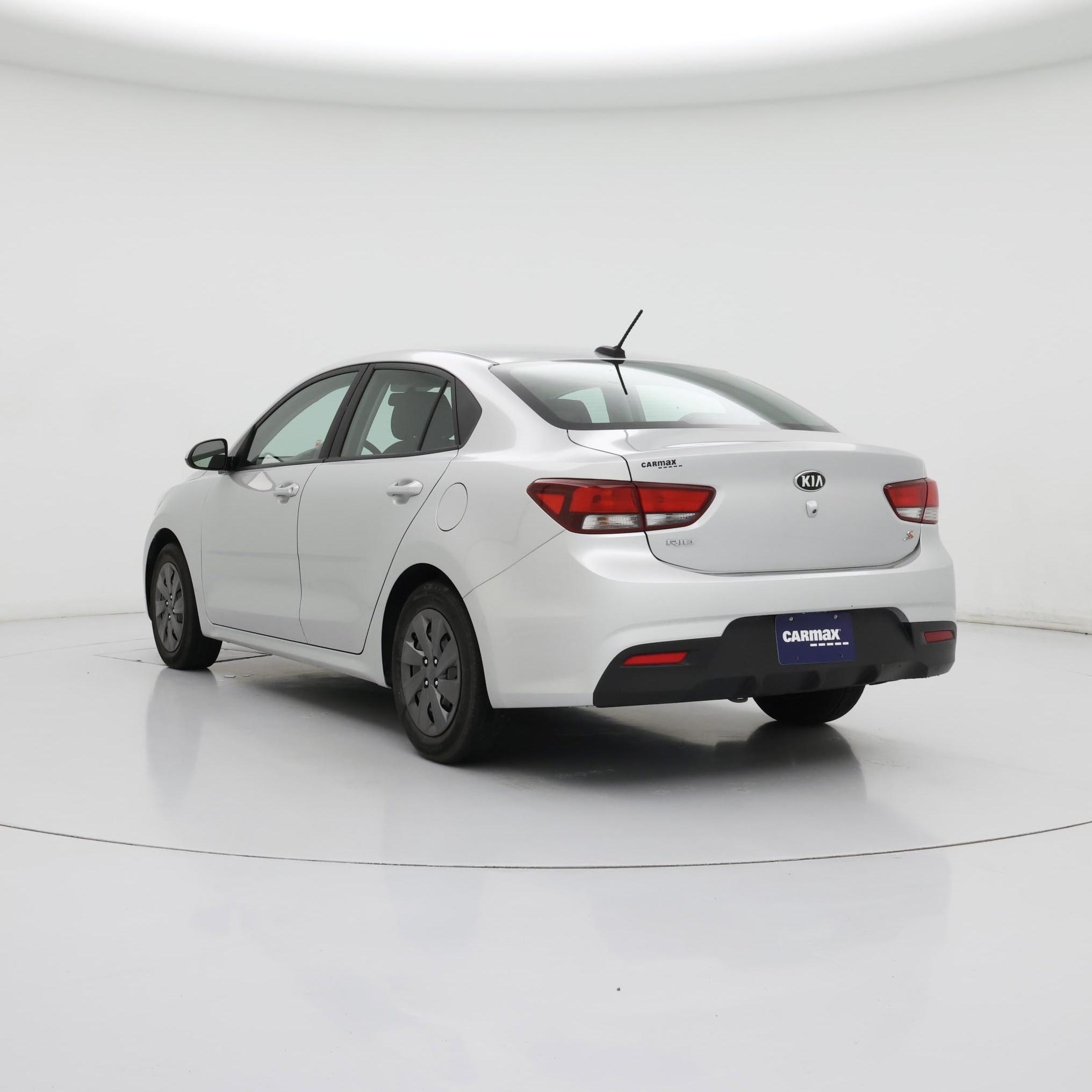 Thumbnail: 2019 Kia Rio - 2
