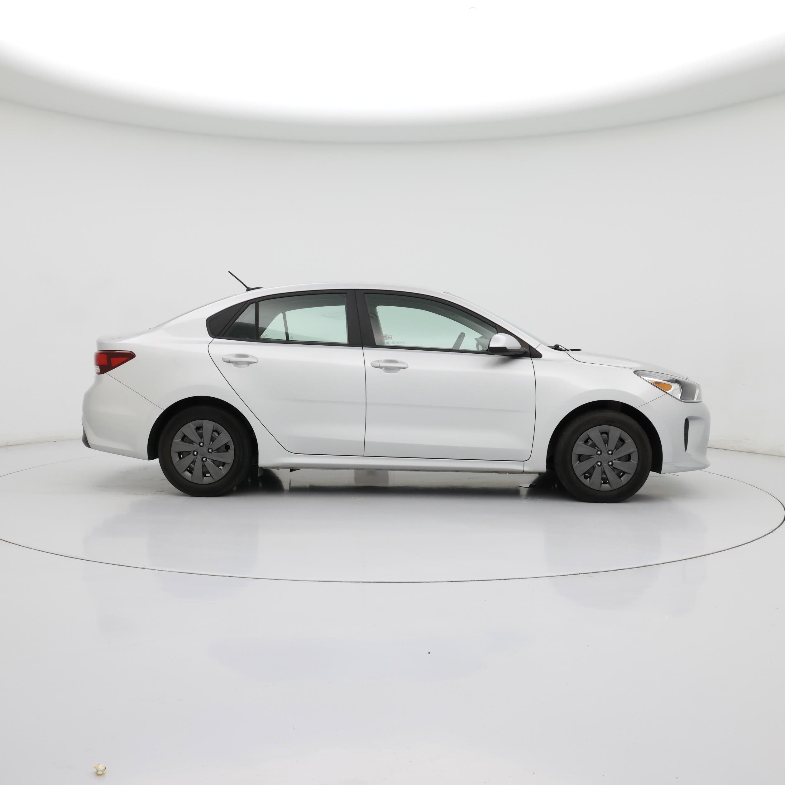 Thumbnail: 2019 Kia Rio - 7