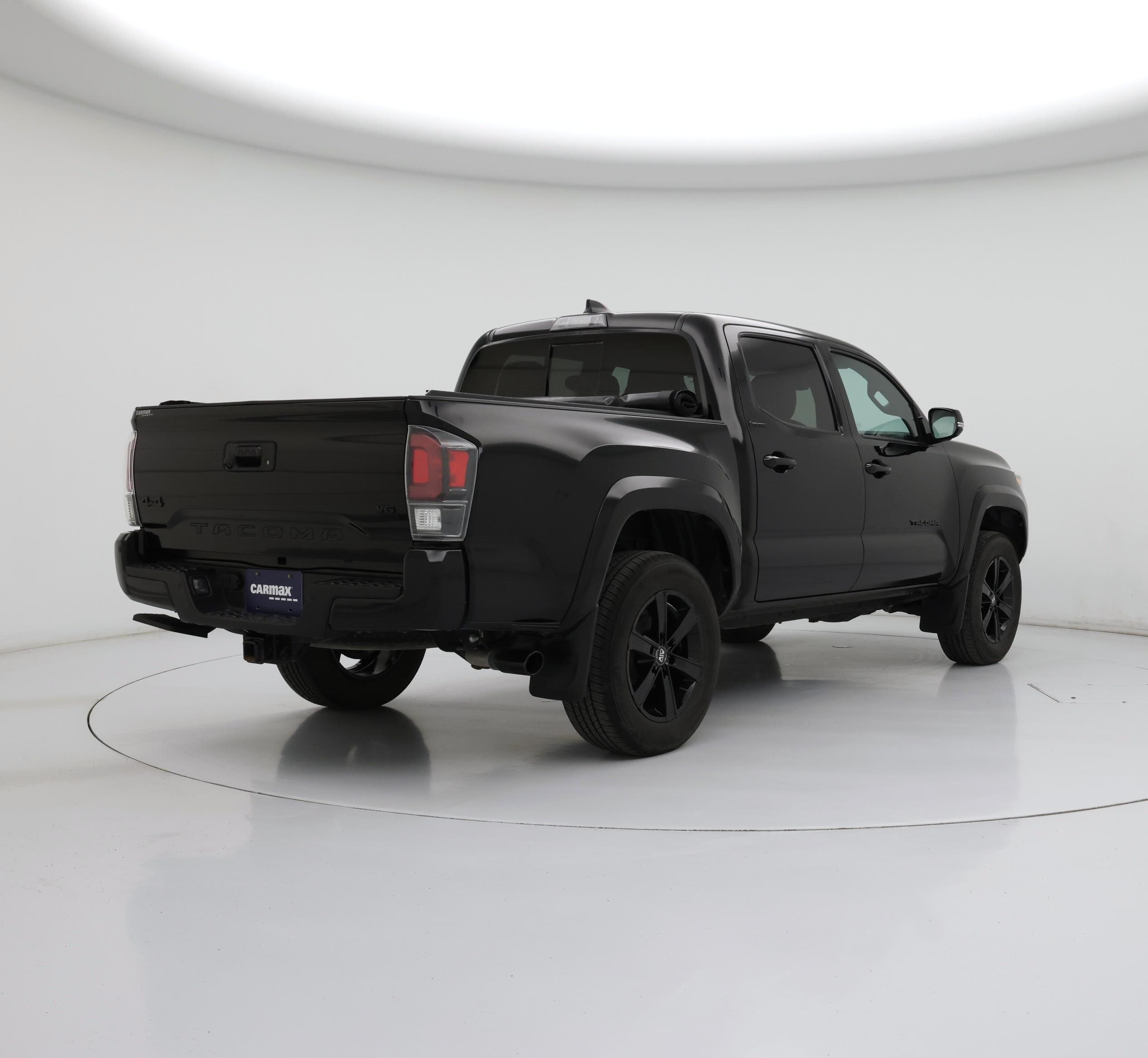Thumbnail: 2023 Toyota Tacoma - 8