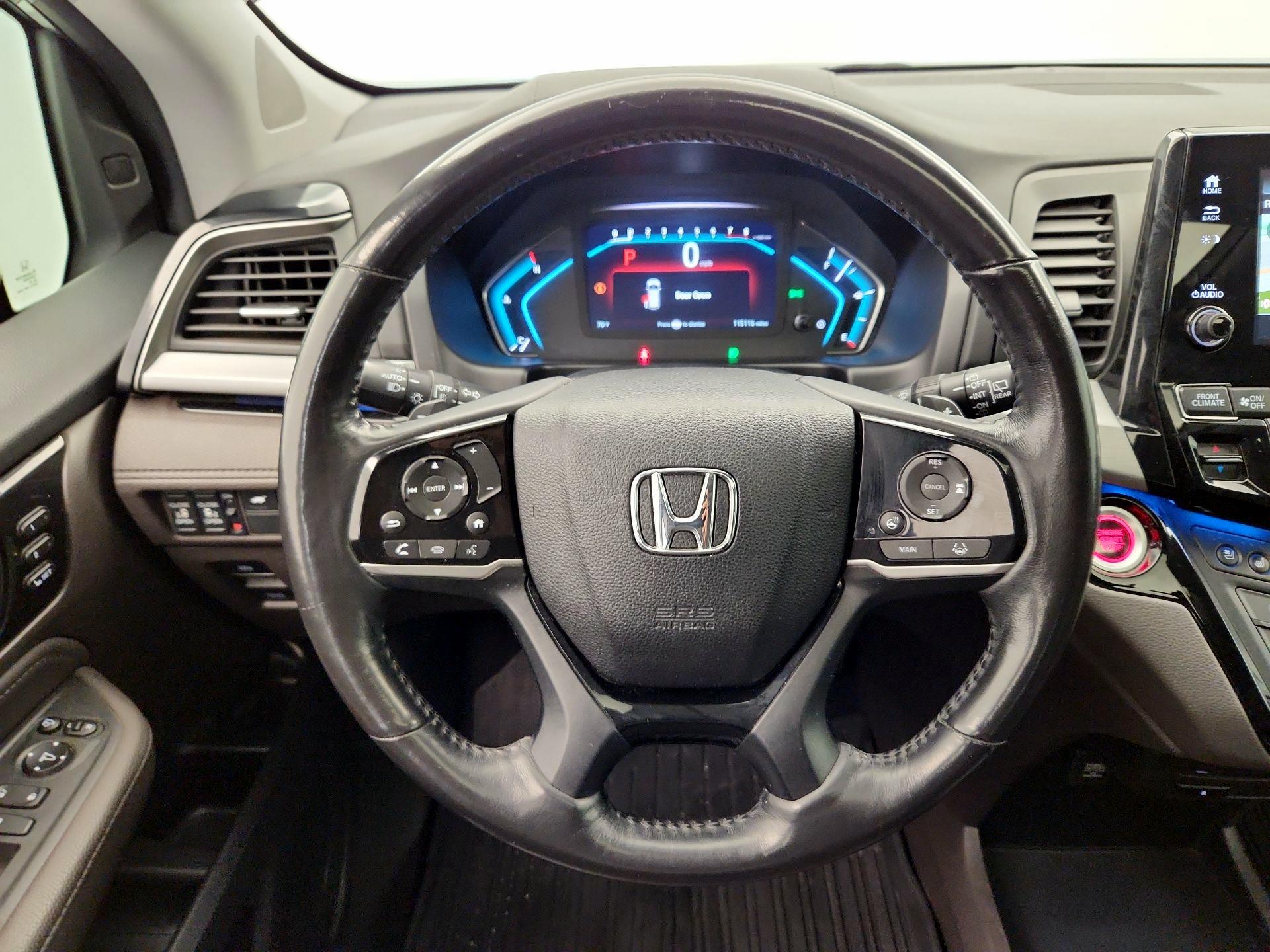 Thumbnail: 2018 Honda Odyssey - 10