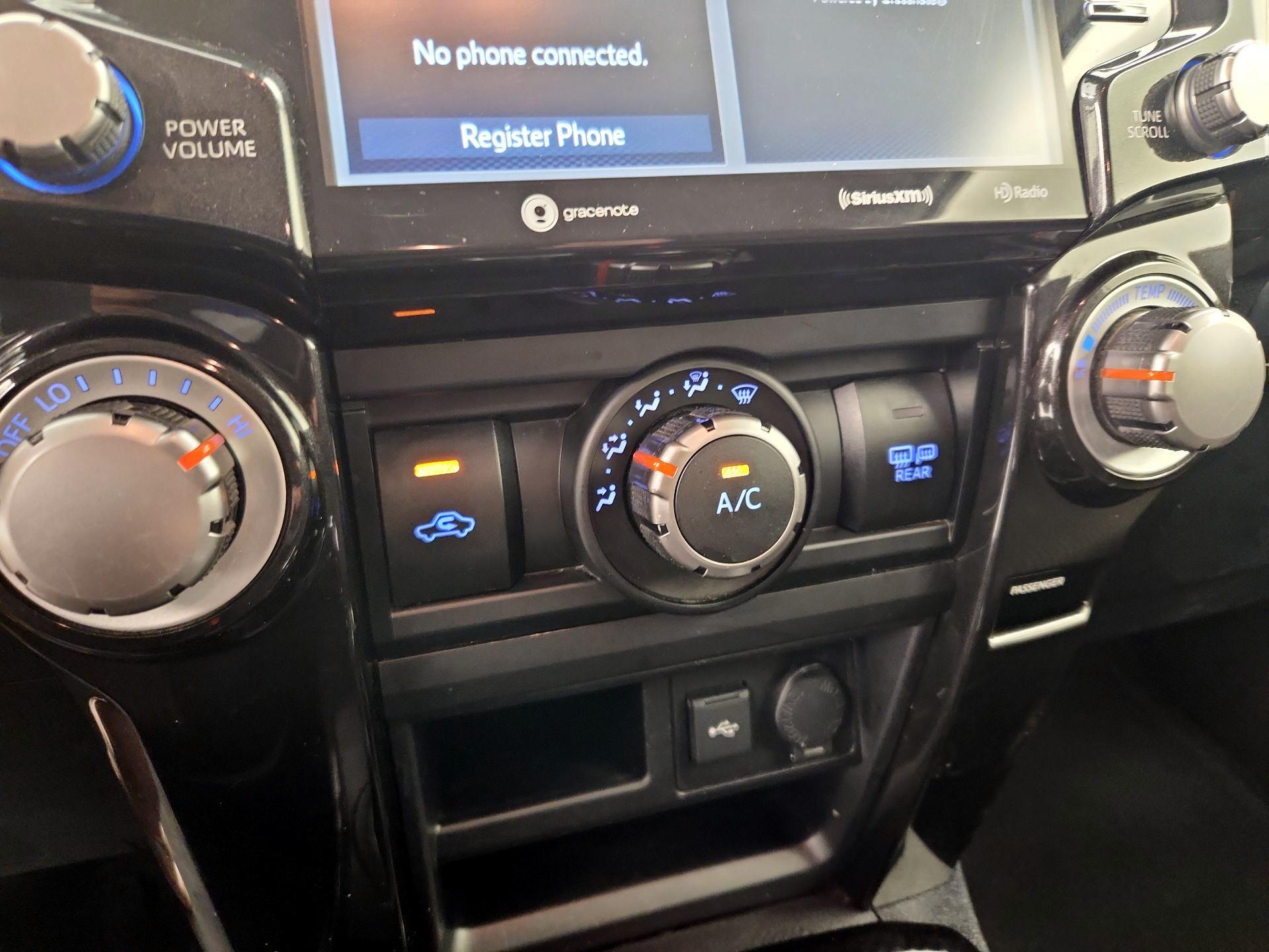 Thumbnail: 2021 Toyota 4Runner - 16