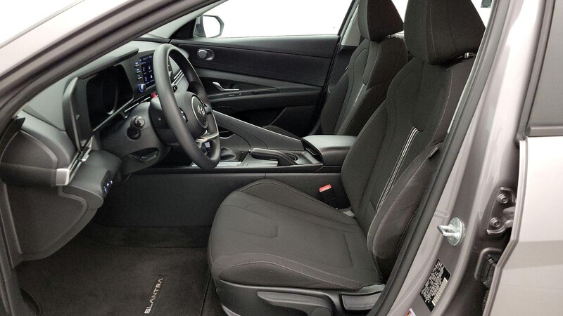 2022 Hyundai Elantra SEL 11