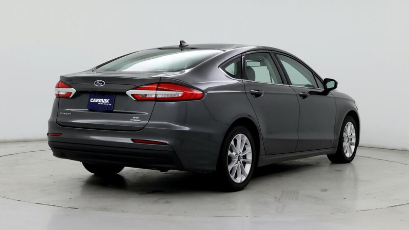 2020 Ford Fusion SE 8