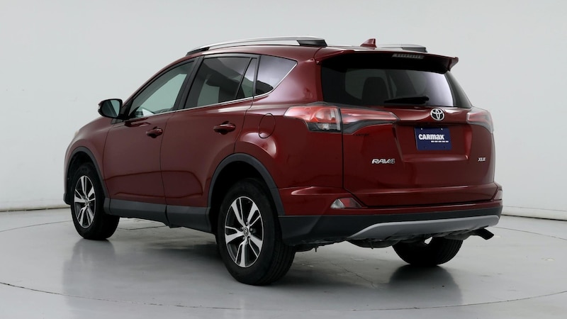 2018 Toyota RAV4 XLE 2