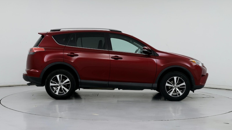 2018 Toyota RAV4 XLE 7