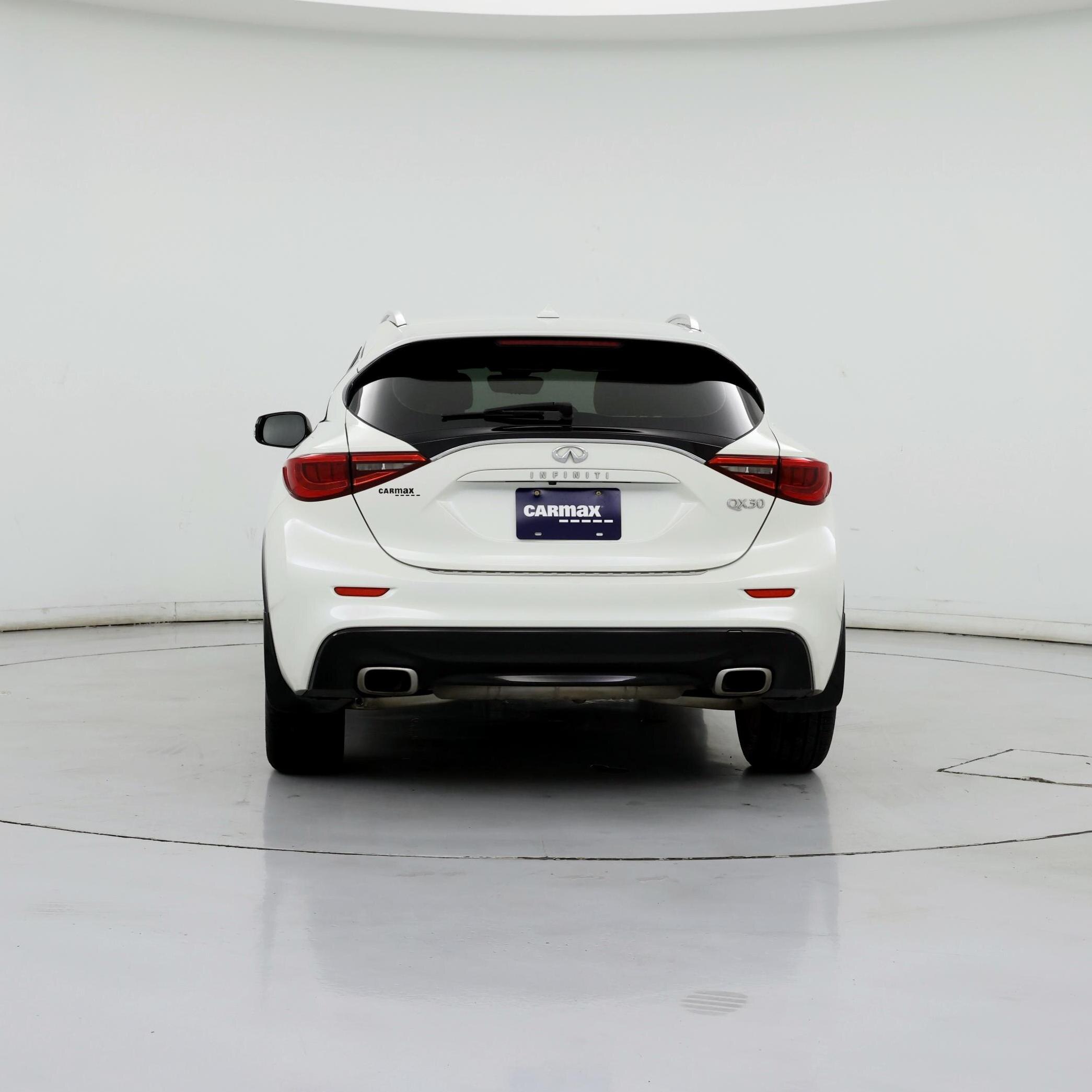 Thumbnail: 2018 INFINITI QX30 - 6