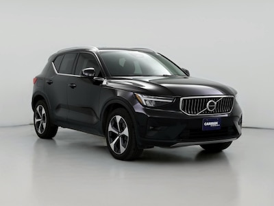 2023 Volvo XC40 B5 Plus -
                Irving, TX