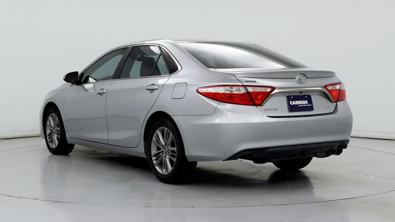 2015 Toyota Camry SE 2