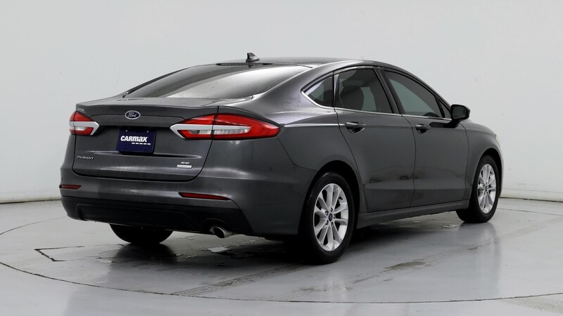 2020 Ford Fusion SE 8