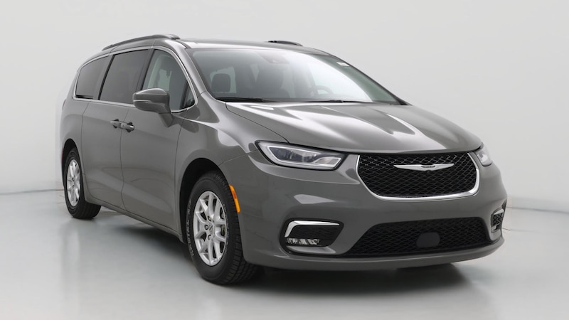 2022 Chrysler Pacifica Touring L Hero Image