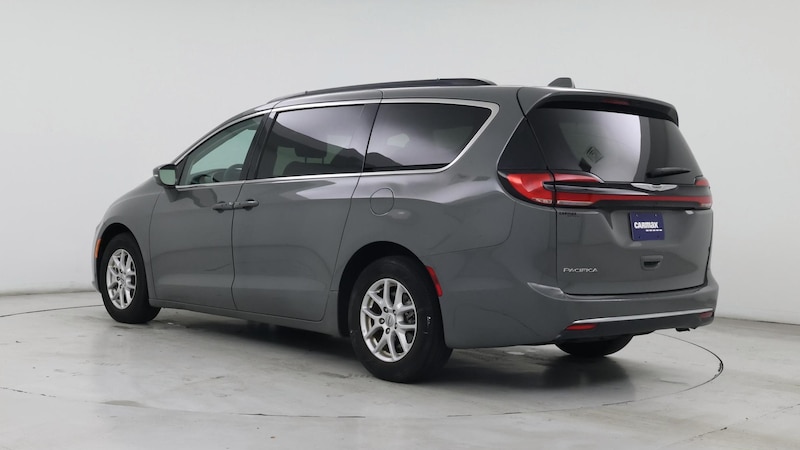 2022 Chrysler Pacifica Touring L 2