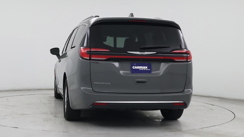 2022 Chrysler Pacifica Touring L 6