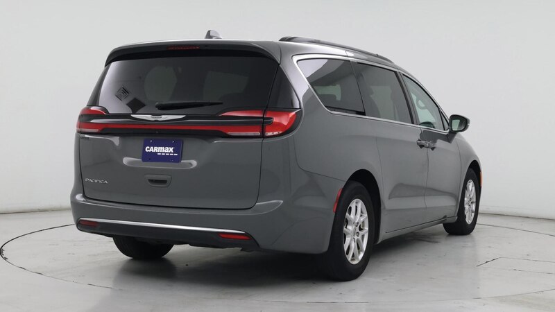 2022 Chrysler Pacifica Touring L 8