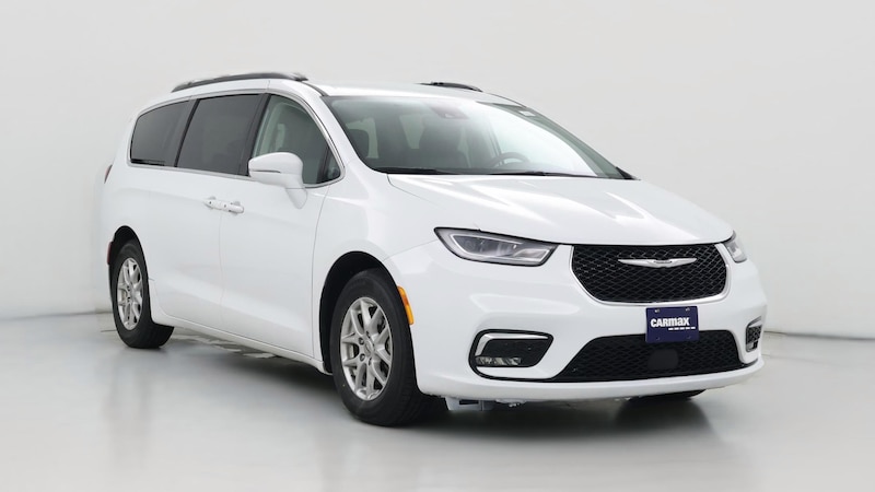 2022 Chrysler Pacifica Touring L Hero Image