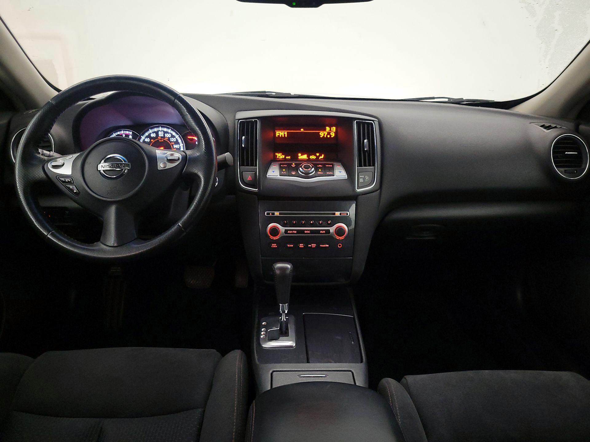 Thumbnail: 2014 Nissan Maxima - 9
