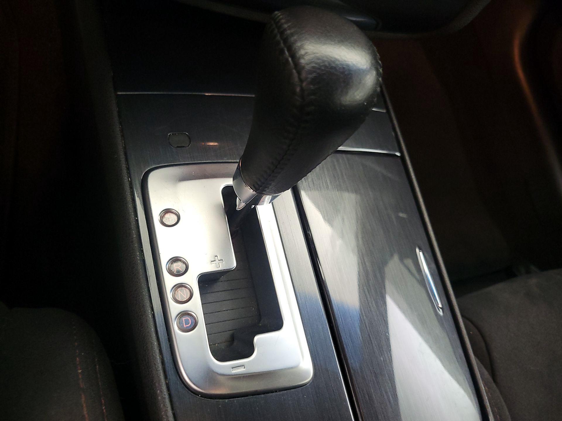 Thumbnail: 2014 Nissan Maxima - 16