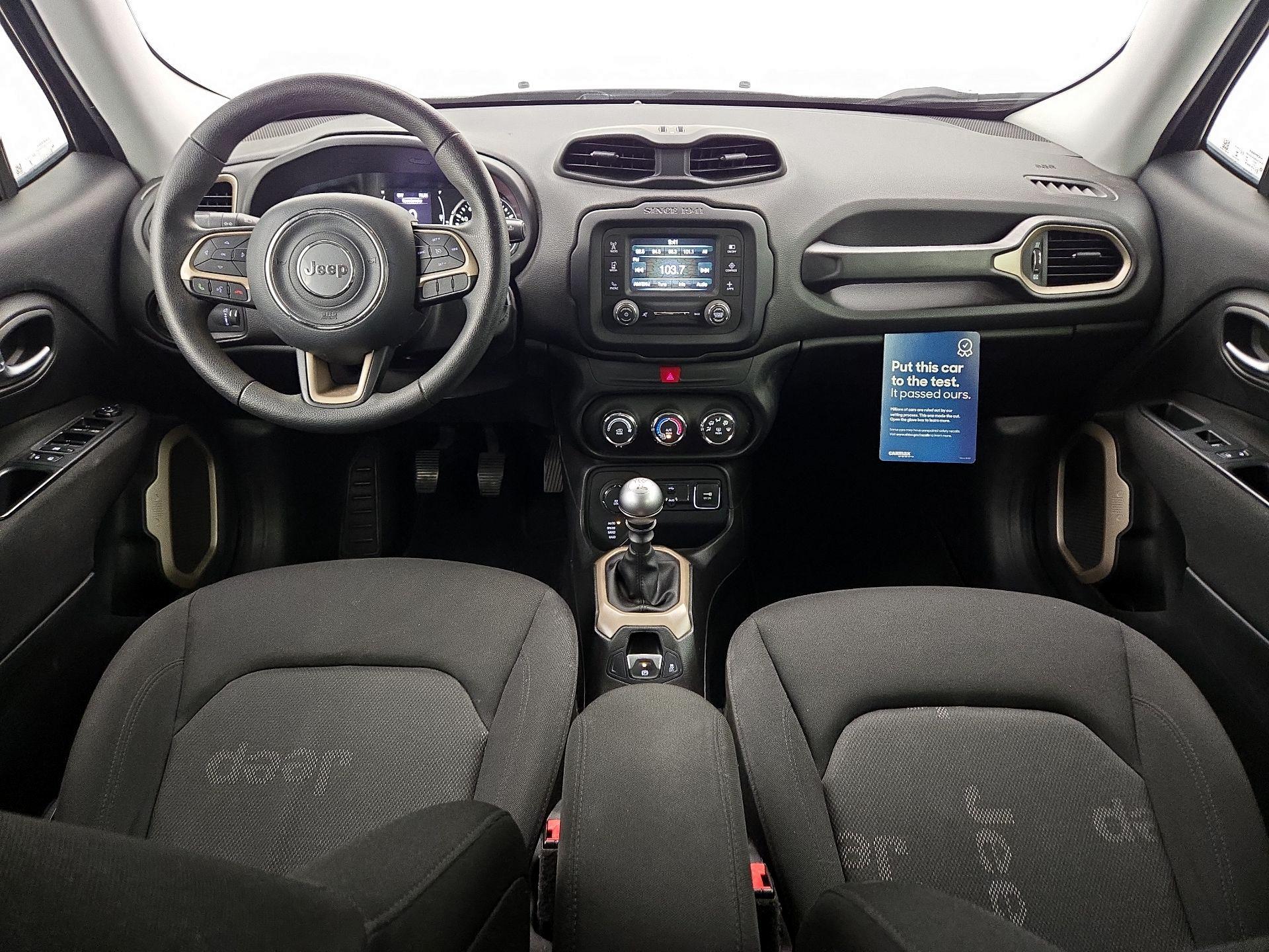Thumbnail: 2017 Jeep Renegade - 9