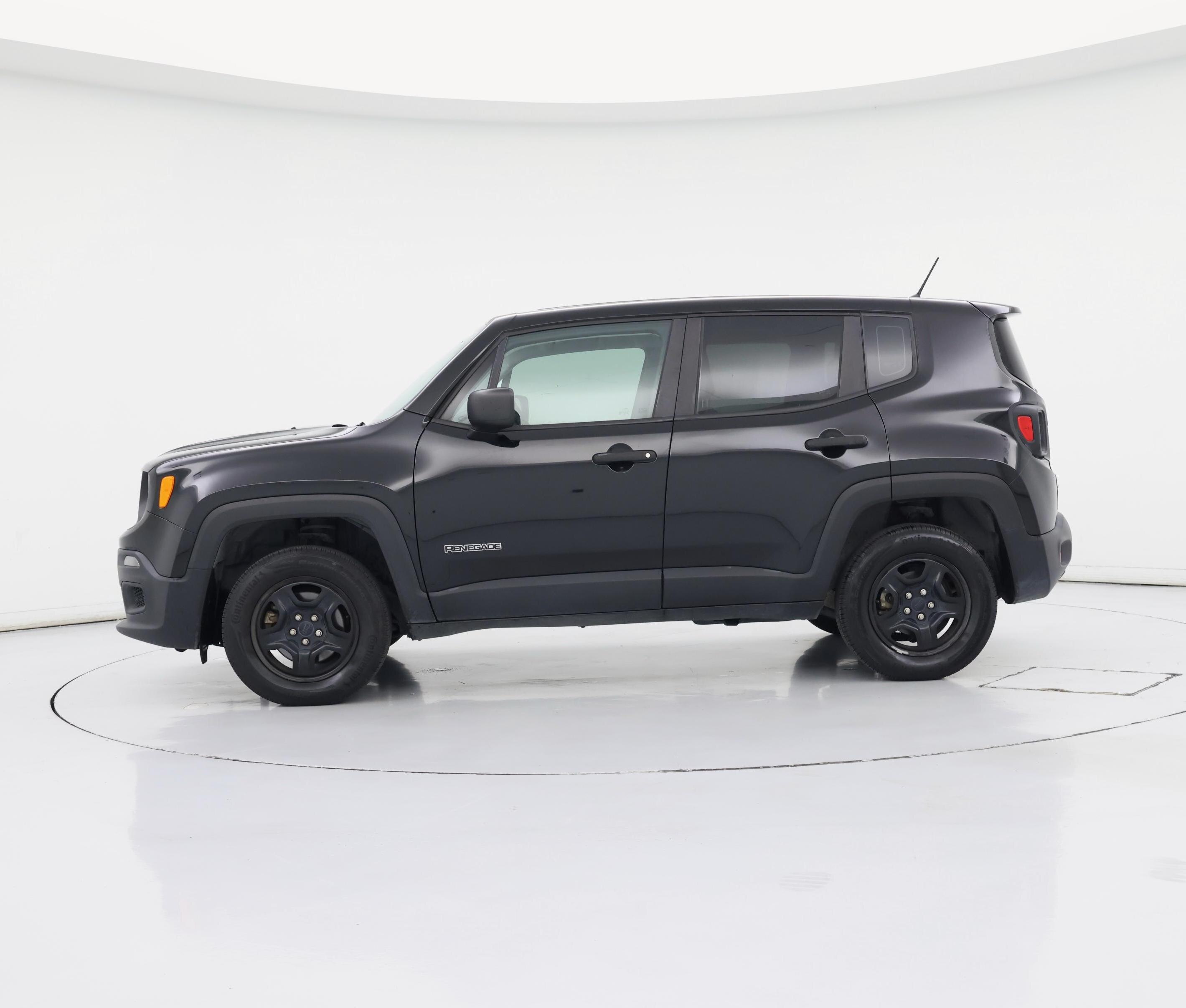 Thumbnail: 2017 Jeep Renegade - 3