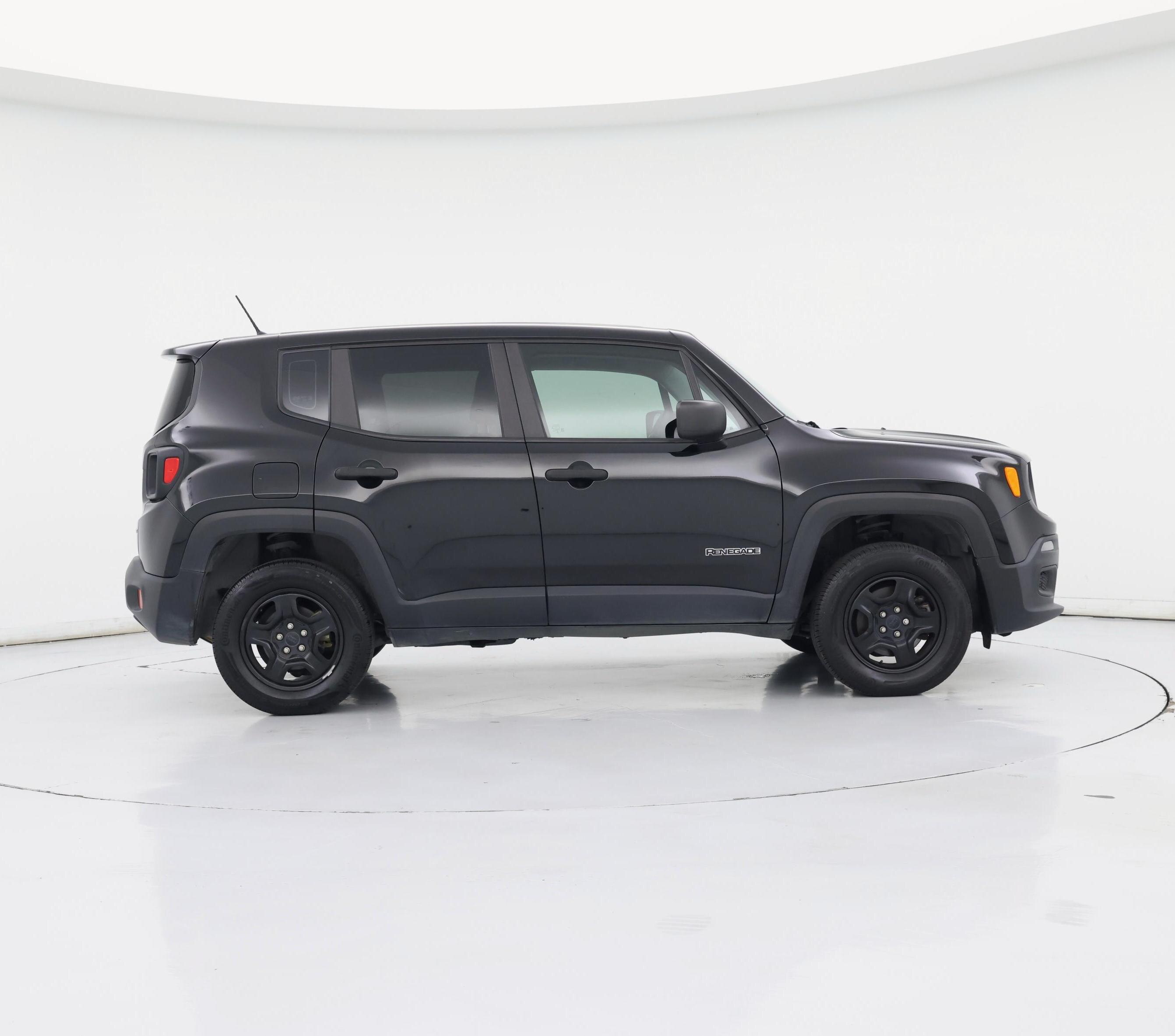 Thumbnail: 2017 Jeep Renegade - 7